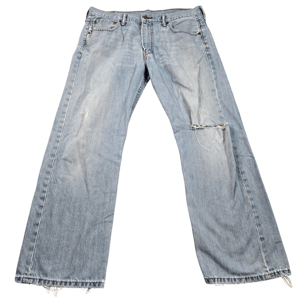 Levis 569 Jeans Mens 37x29 (tag 34x30) Light Blue Straight Distressed Denim